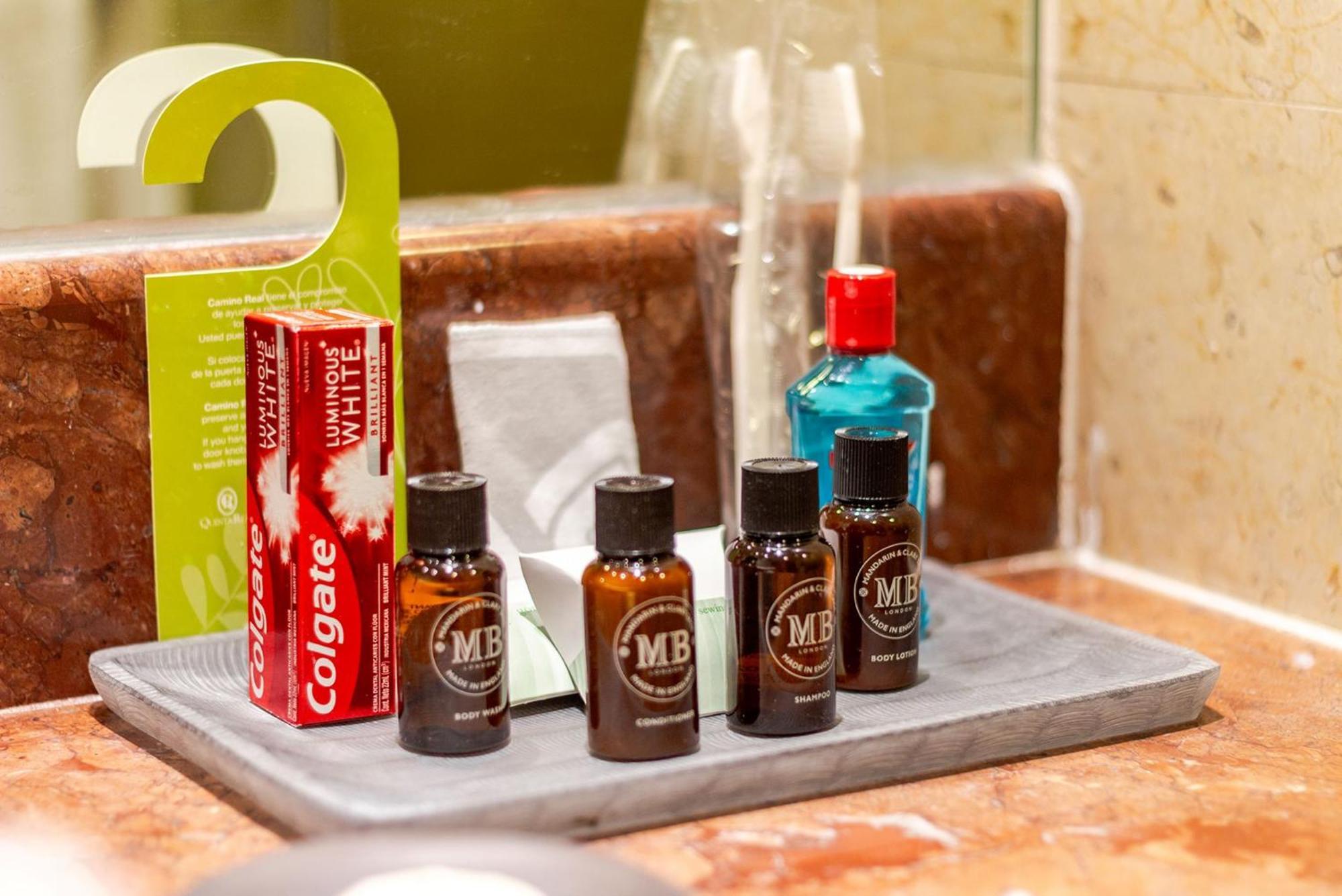 Hotel Camino Real Pedregal Mexico Zewnętrze zdjęcie MB toiletries